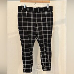 Old Navy Stevie Pants XL | Black White Plaid Pull-On